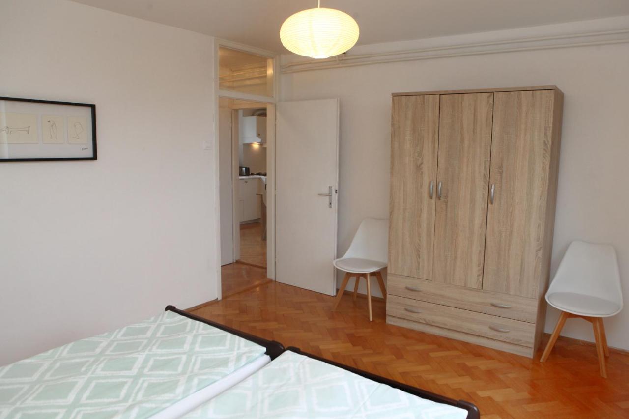 Warm And Comfy With Parking! Appartement Piran