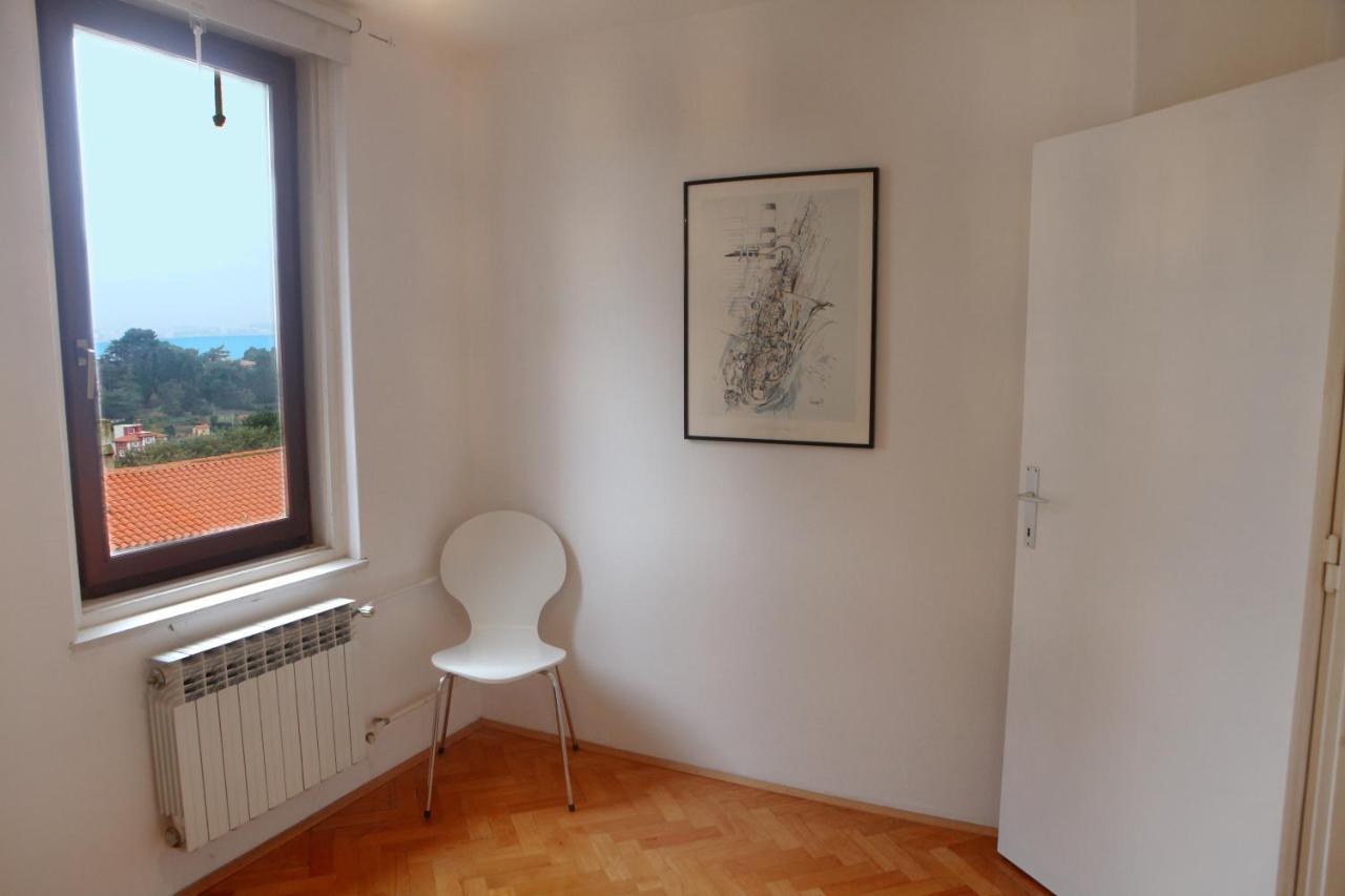 Apartament Warm And Comfy With Parking! Piran