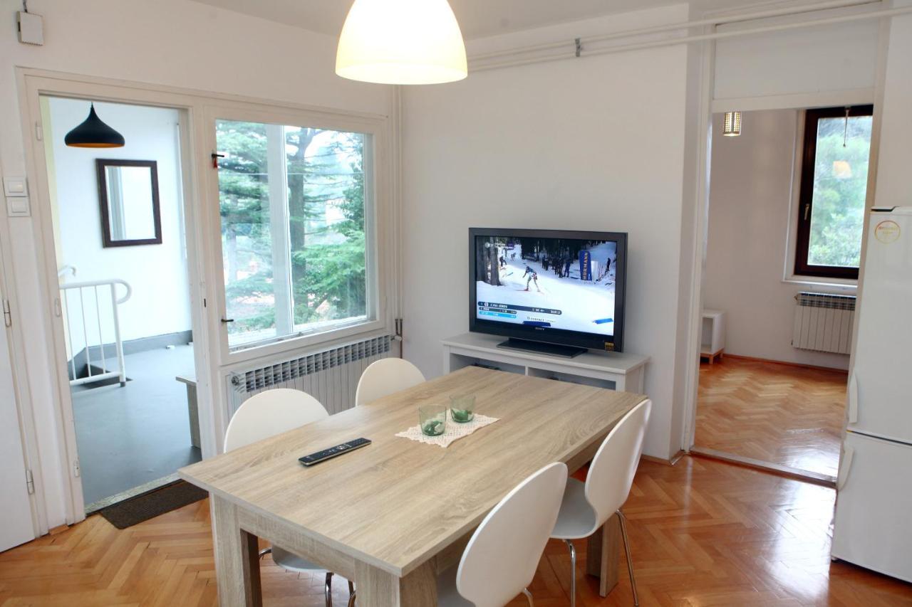 Warm And Comfy With Parking! Appartement *