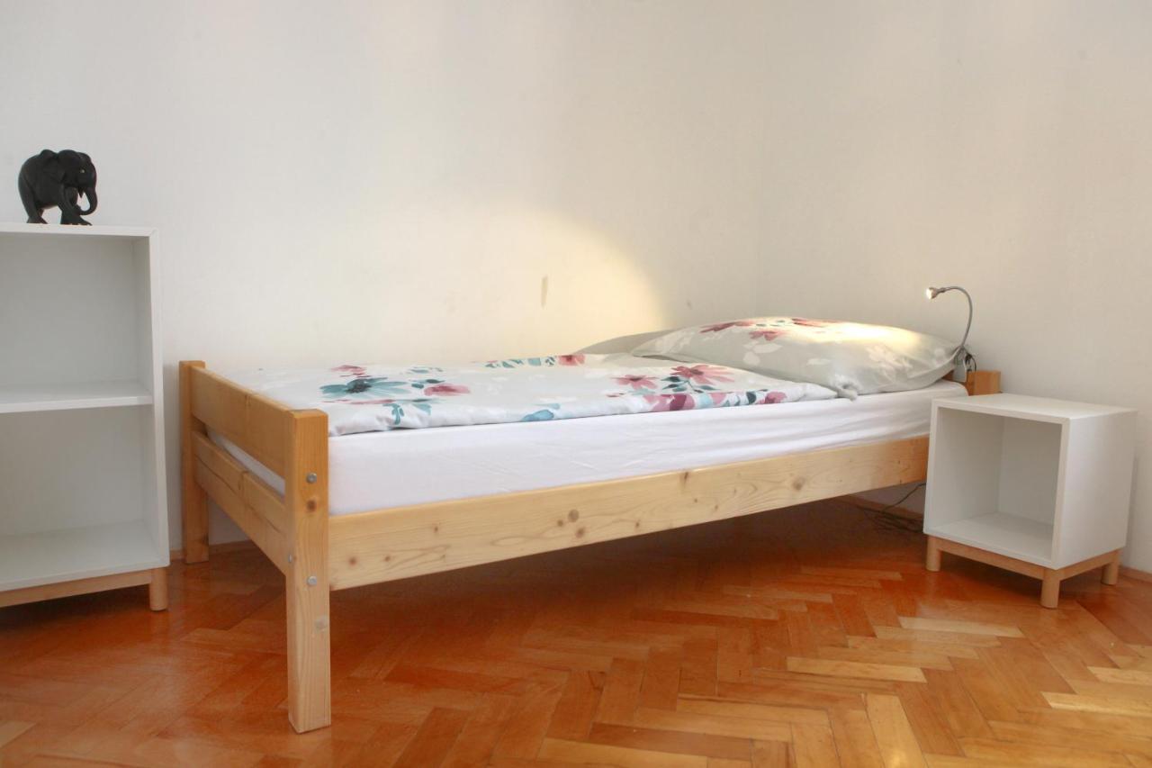 Apartament Warm And Comfy With Parking! Piran